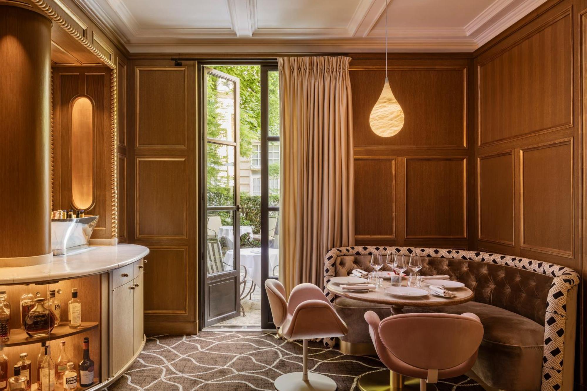 Hotel Le Pavillon De La Reine & Spa, Place Des Vosges Parijs